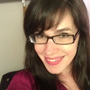 Meet your Posher, Kelli